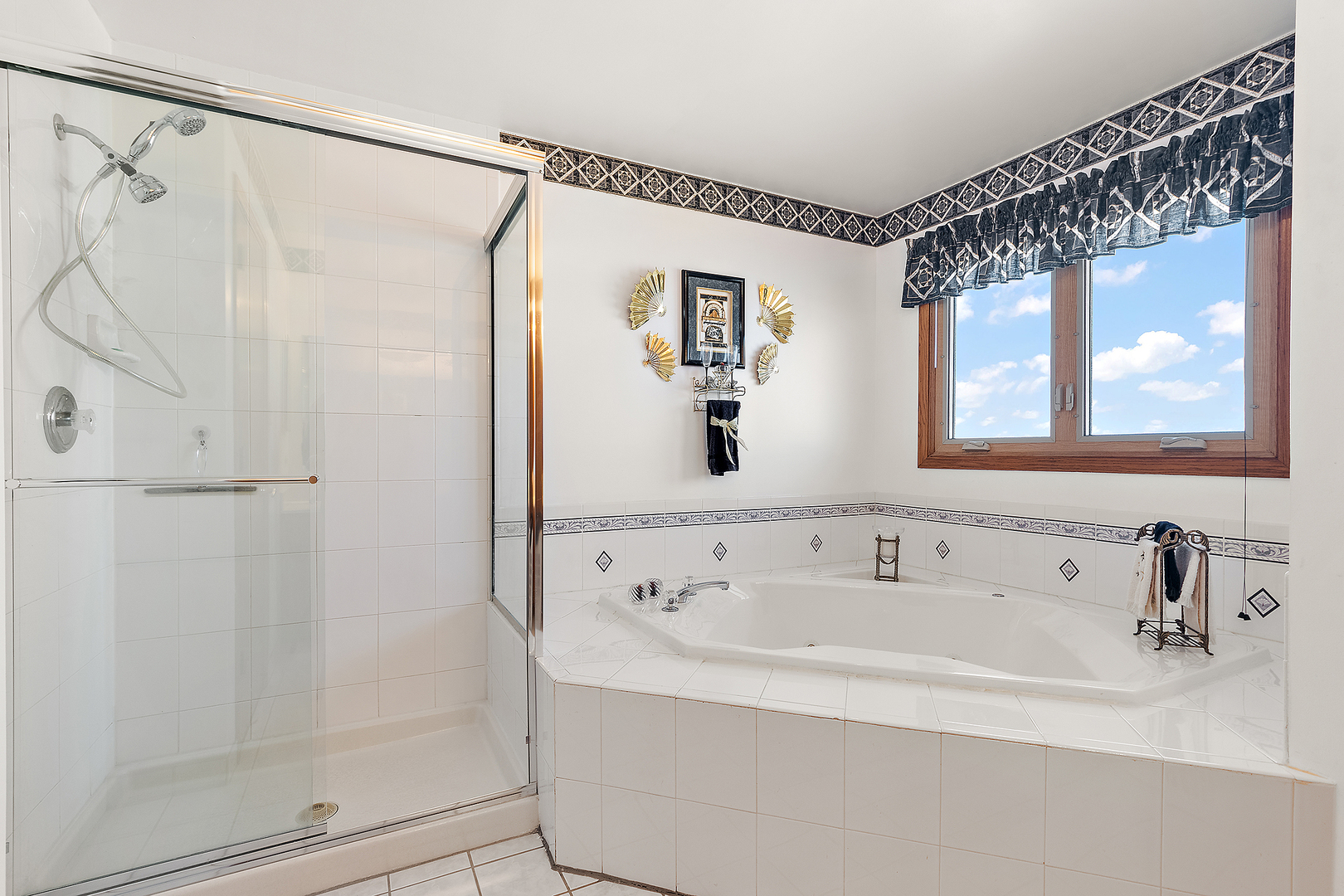 8112 Justin Court, Tinley Park, IL 60477