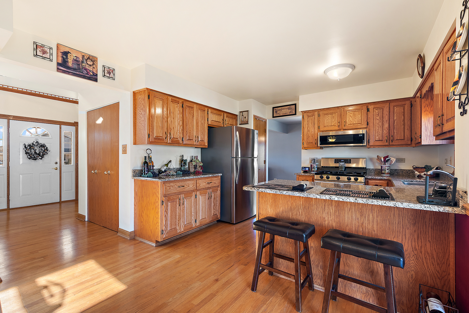 8112 Justin Court, Tinley Park, IL 60477