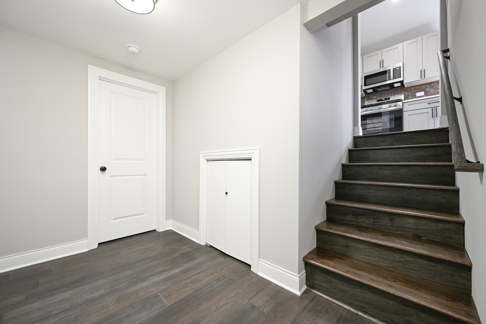 15330 Cherry Lane, Markham, IL 60428