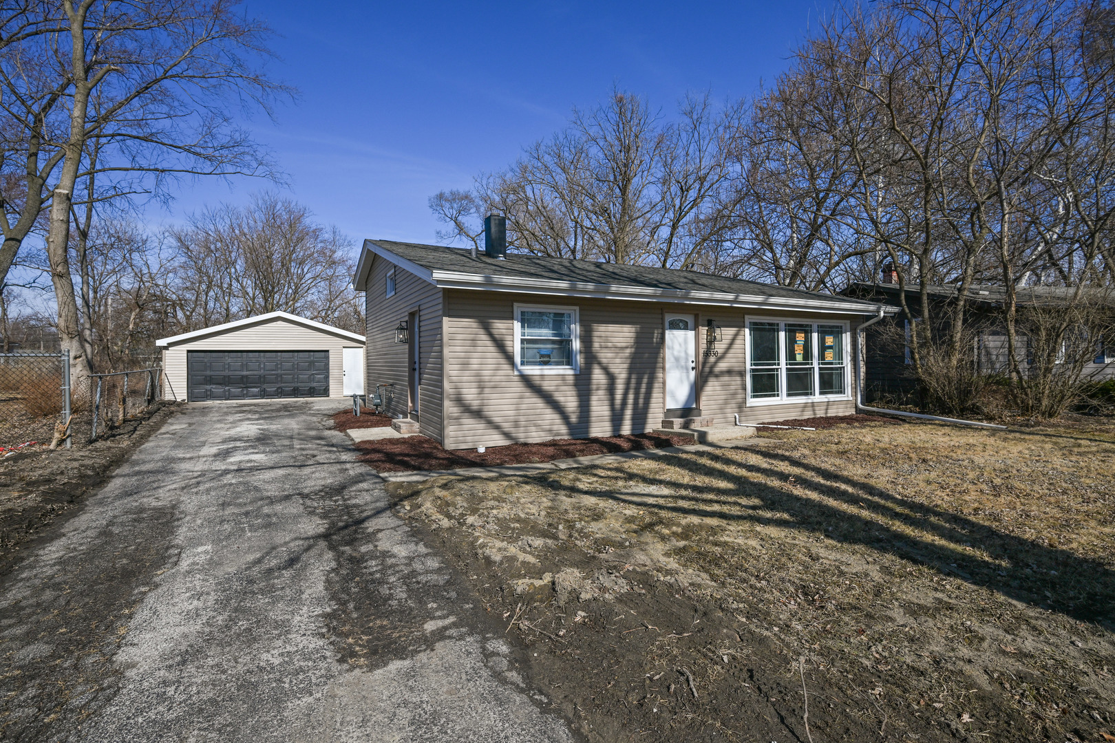 15330 Cherry Lane, Markham, IL 60428