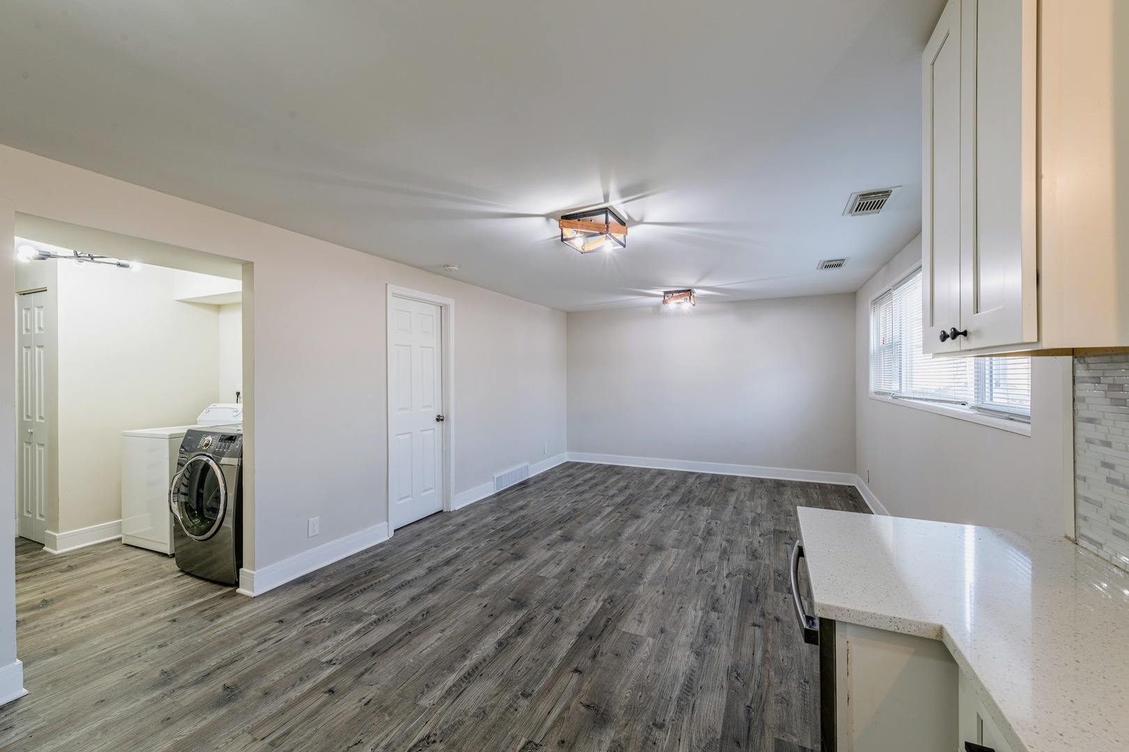 16039 Marion Drive, South Holland, IL 60473