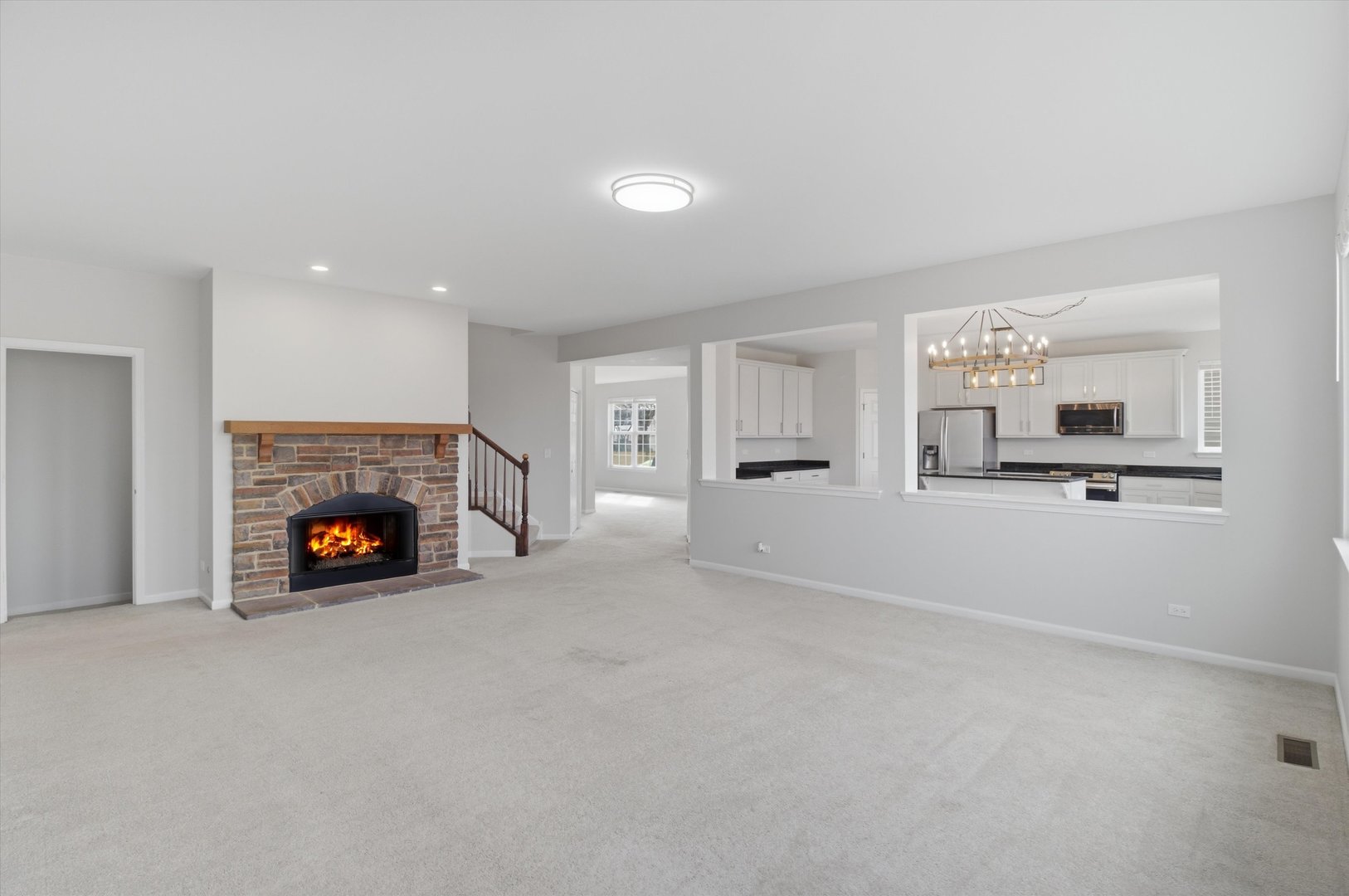 2511 Hennig Road, Hampshire, IL 60140