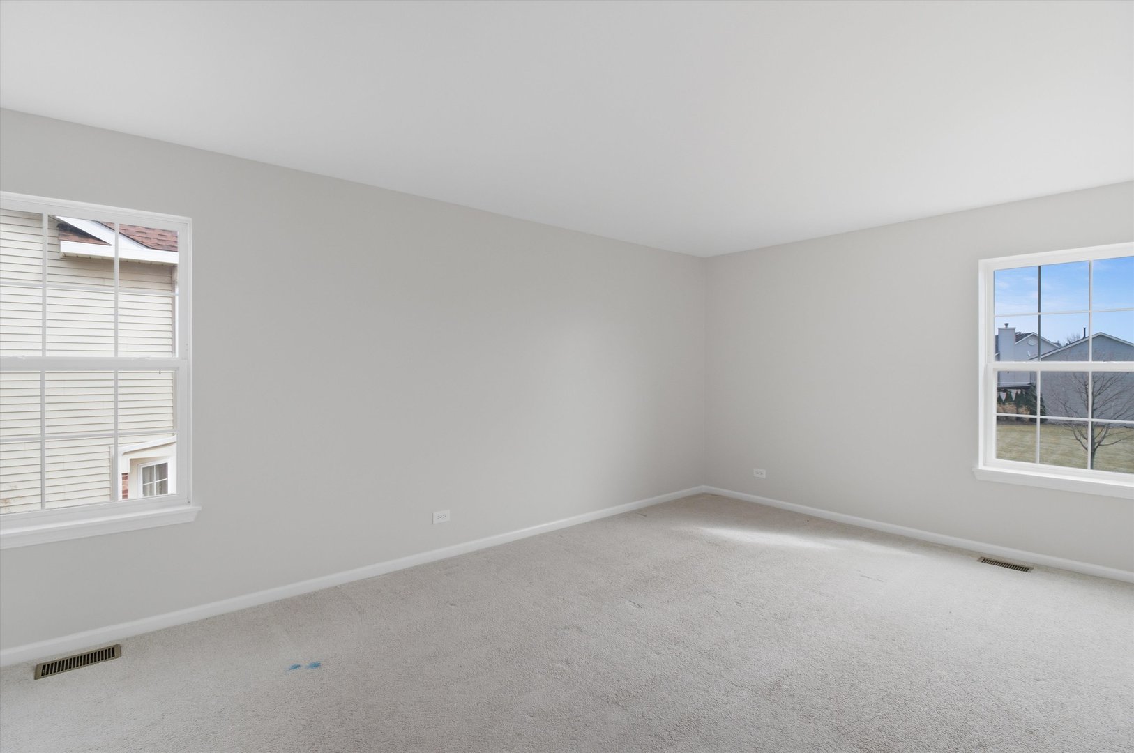 2511 Hennig Road, Hampshire, IL 60140