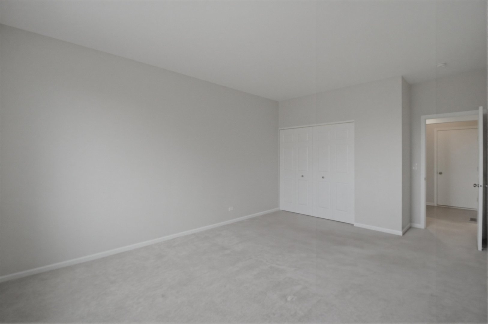 2511 Hennig Road, Hampshire, IL 60140