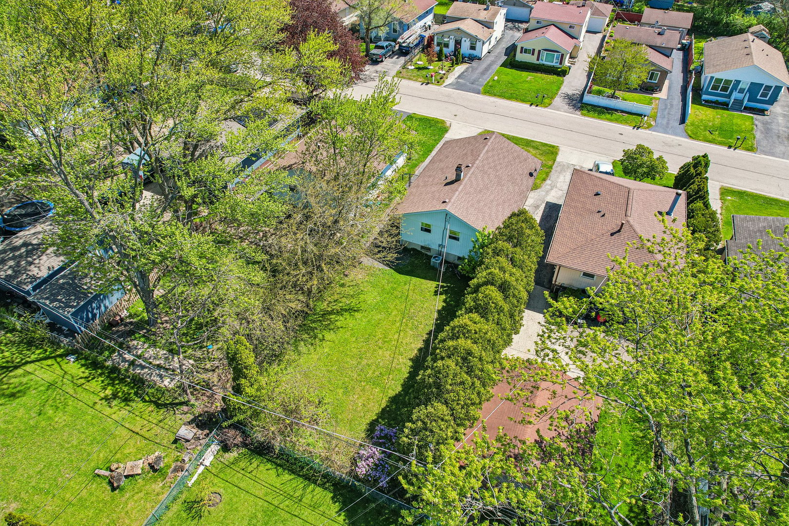 1504 Elm Avenue, Round Lake Beach, IL 60073
