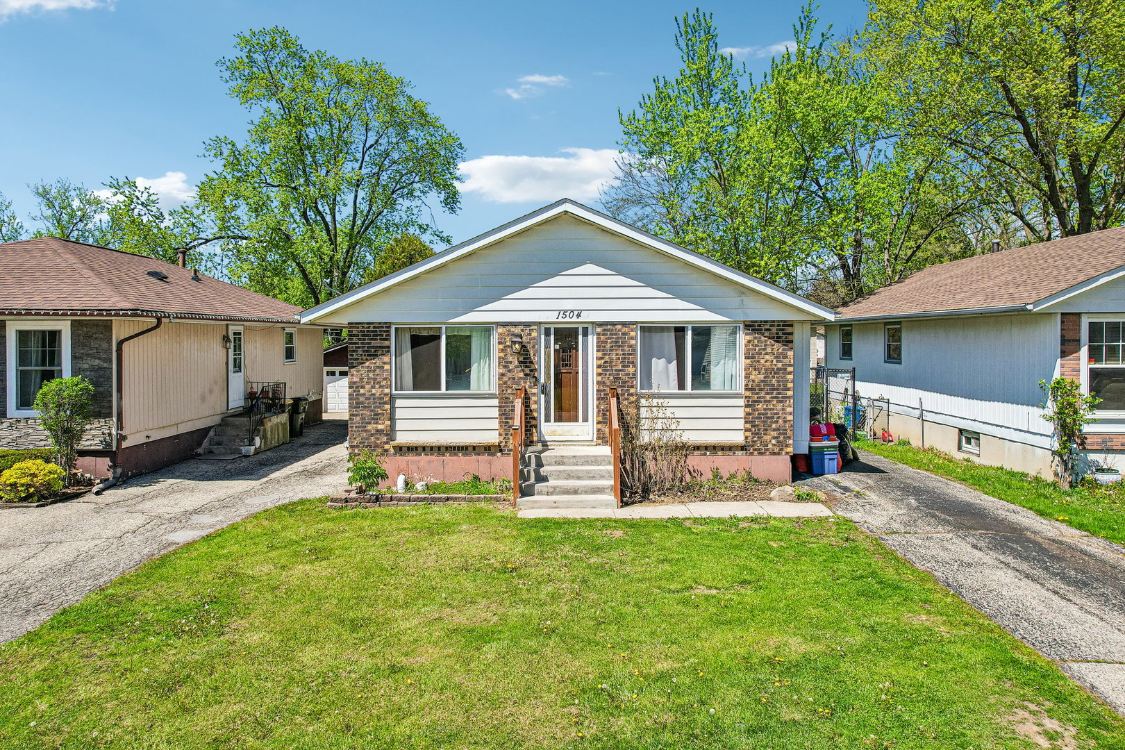 1504 Elm Avenue, Round Lake Beach, IL 60073