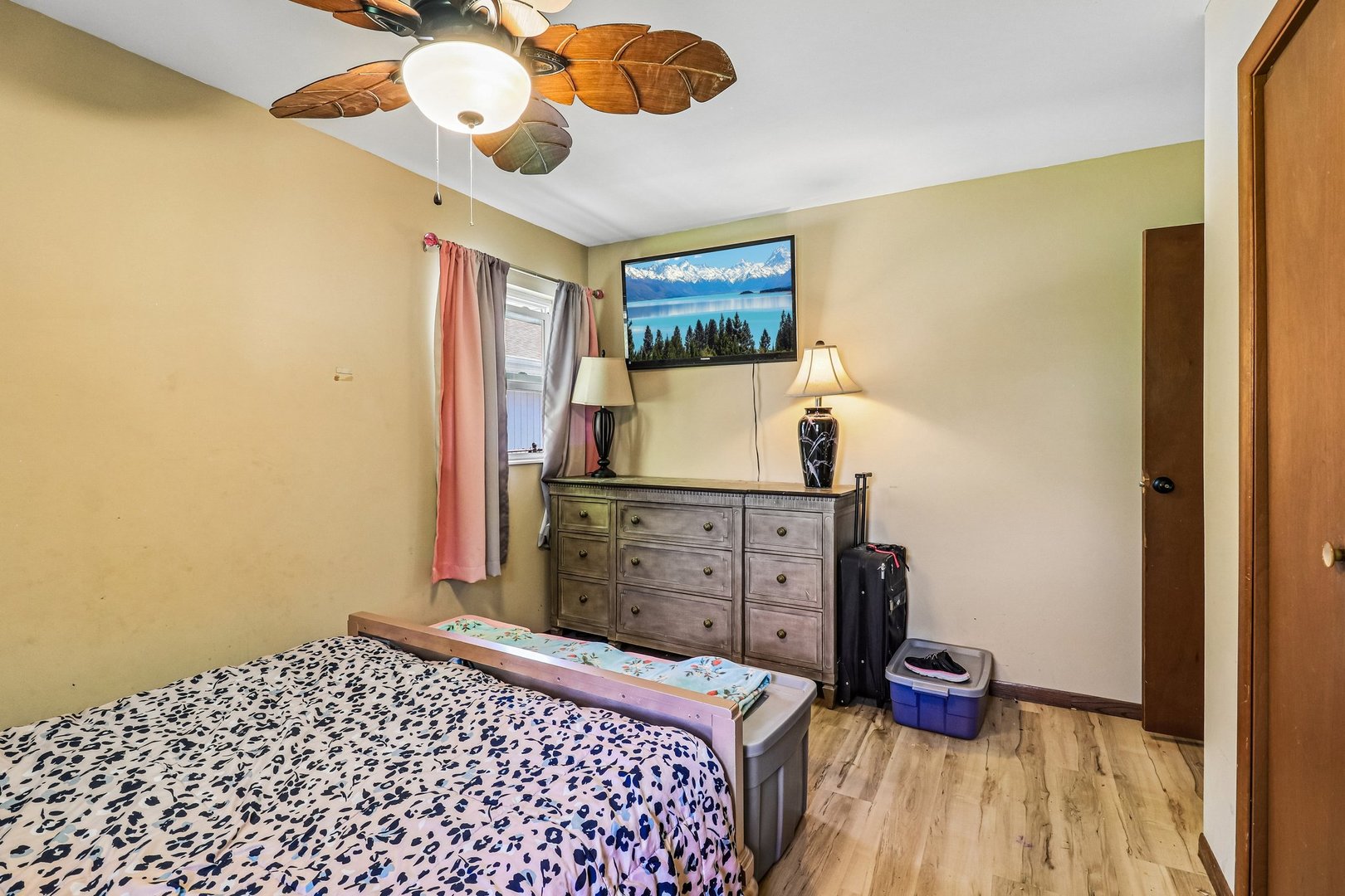 1504 Elm Avenue, Round Lake Beach, IL 60073