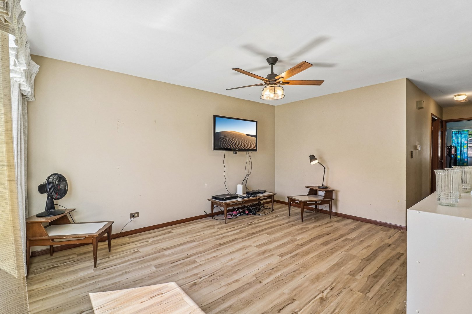 1504 Elm Avenue, Round Lake Beach, IL 60073