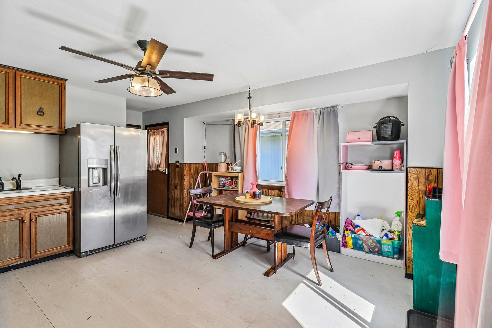 1504 Elm Avenue, Round Lake Beach, IL 60073