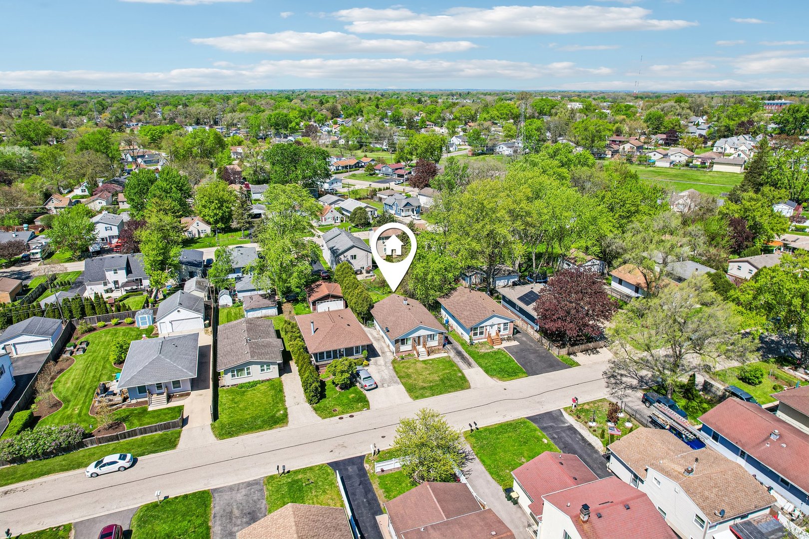 1504 Elm Avenue, Round Lake Beach, IL 60073
