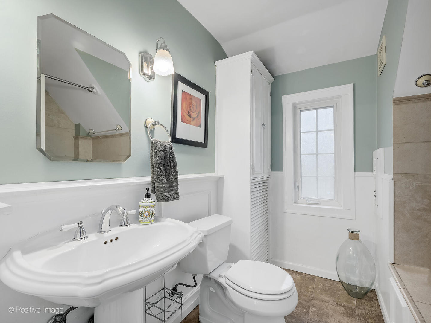 702 N CATHERINE Avenue, La Grange Park, IL 60526