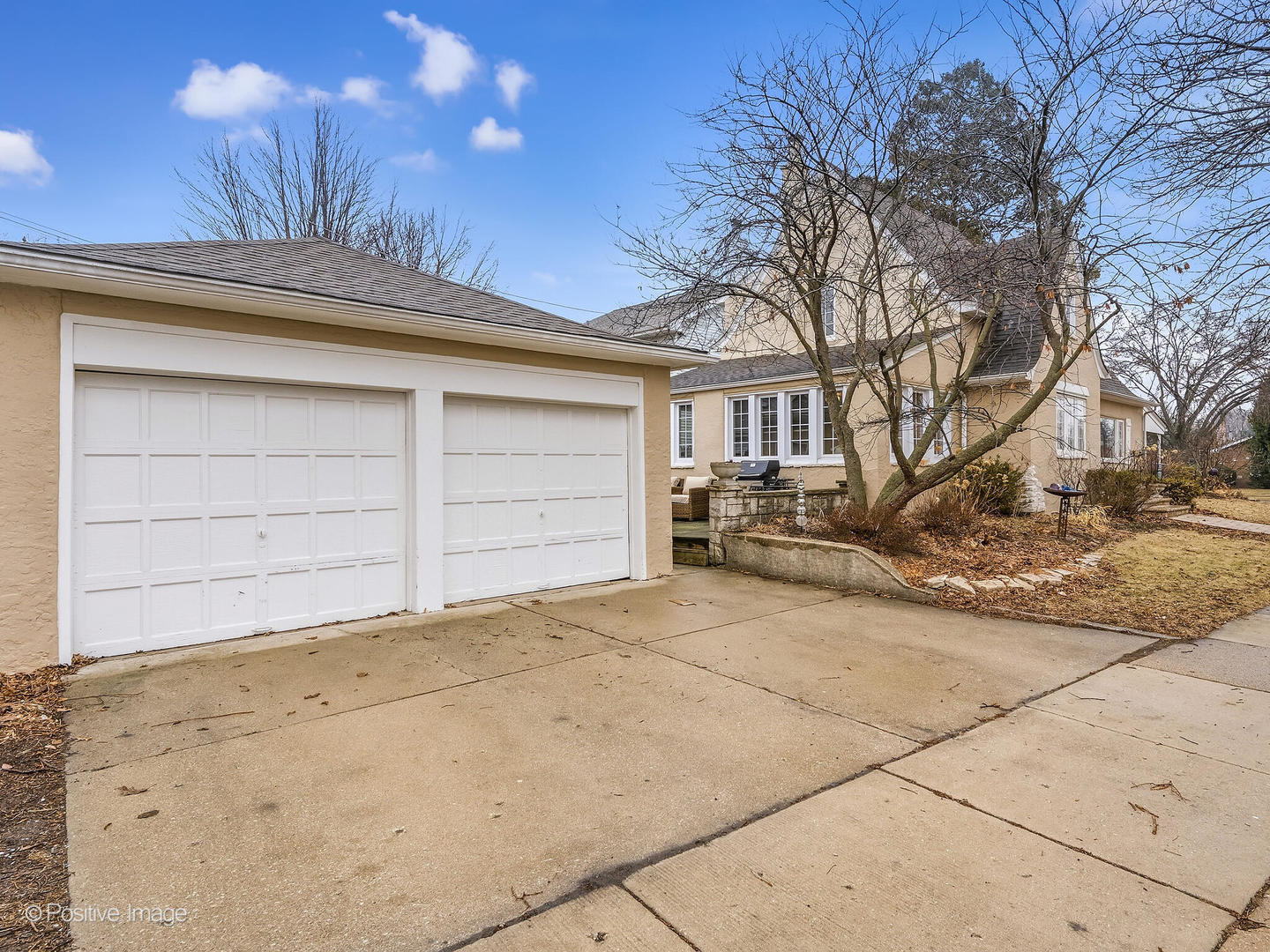 702 N CATHERINE Avenue, La Grange Park, IL 60526