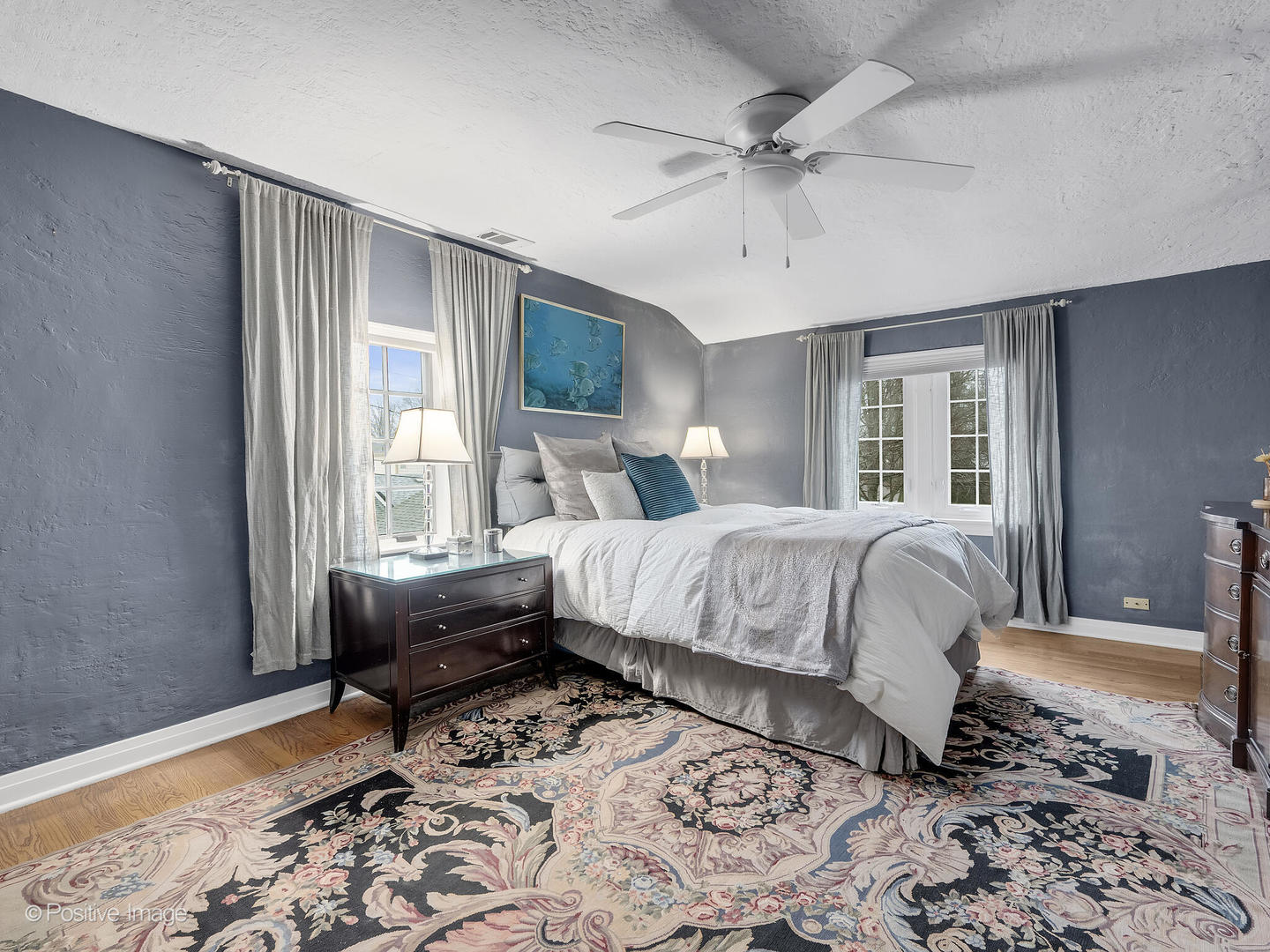 702 N CATHERINE Avenue, La Grange Park, IL 60526