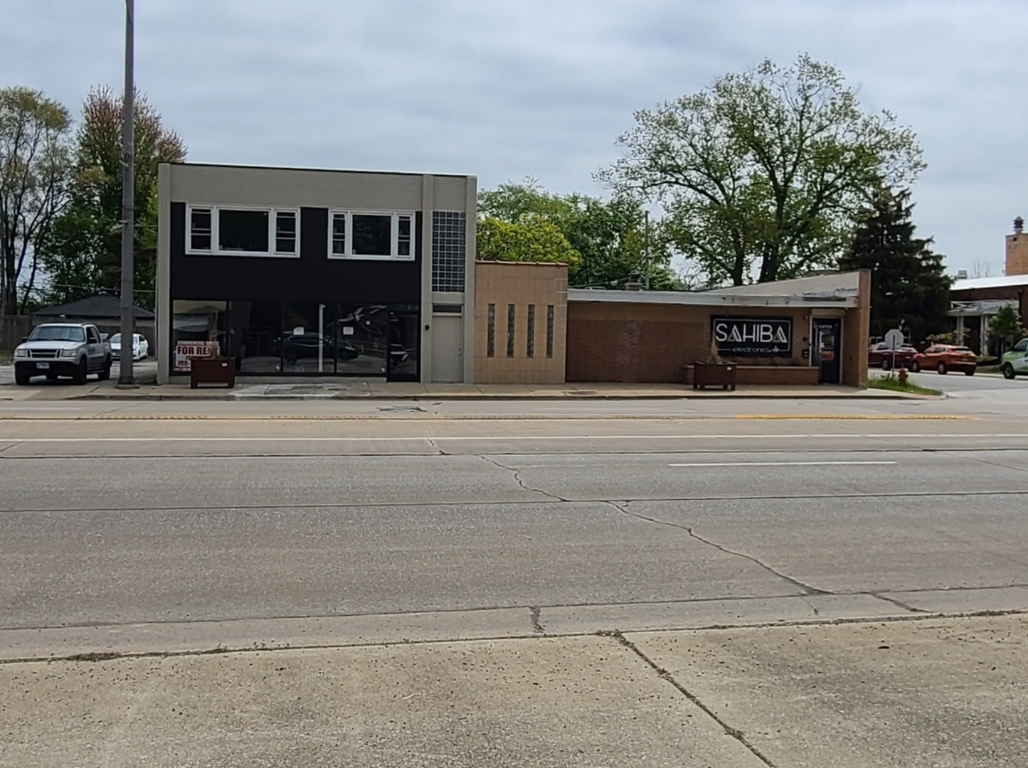 14751 PULASKI Road, Midlothian, IL 60445