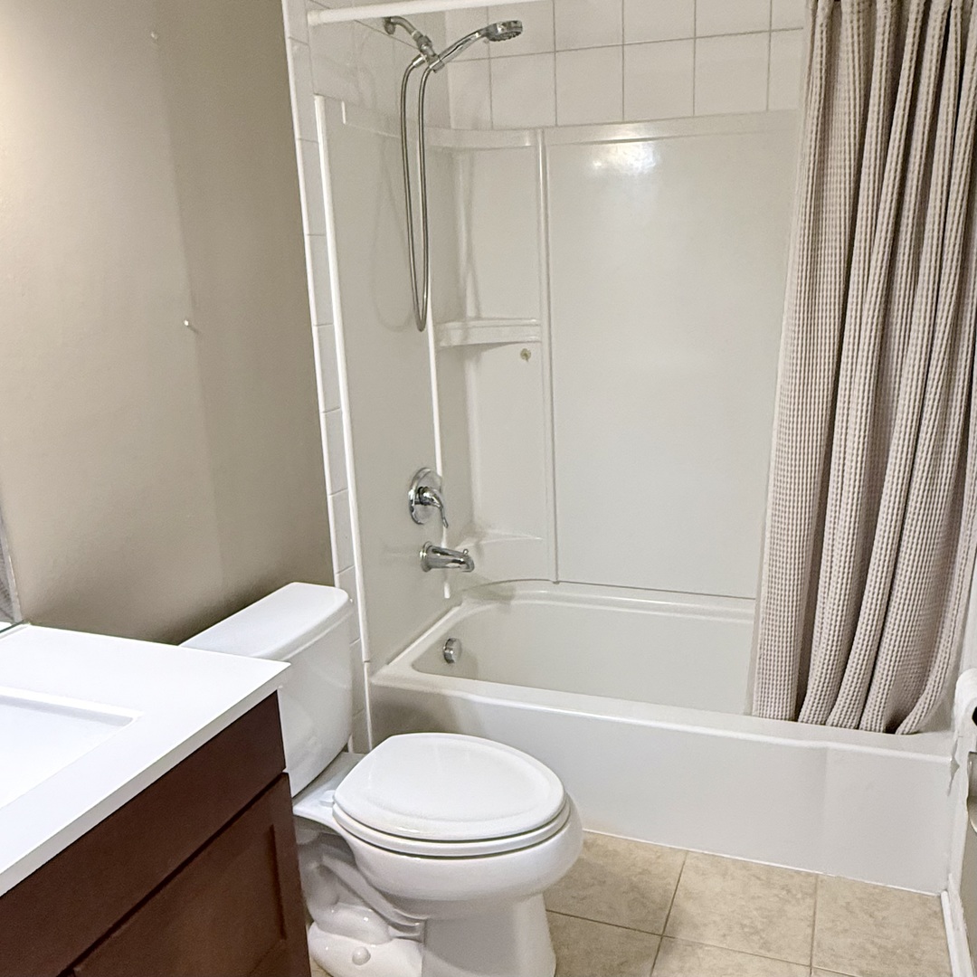 37 N Main Street #40, Glen Ellyn, IL 60137