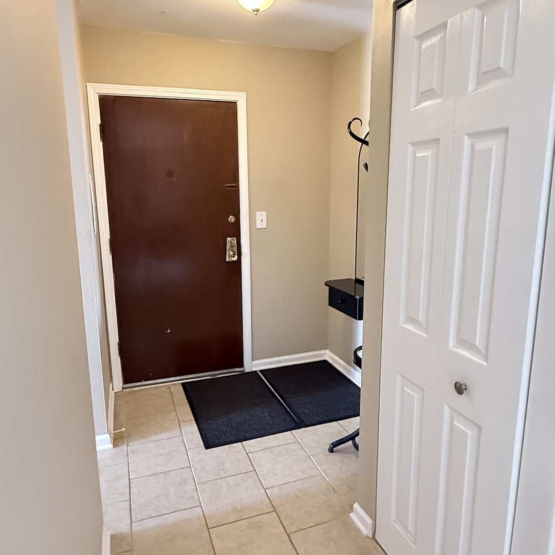 37 N Main Street #40, Glen Ellyn, IL 60137