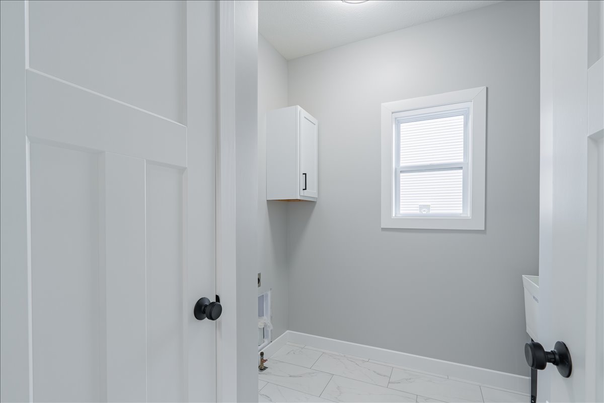 5206 Finlen Lane, Bloomington, IL 61705