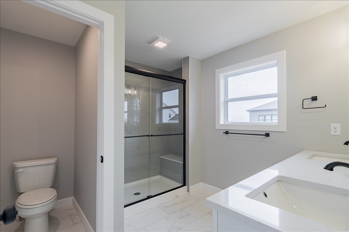 5206 Finlen Lane, Bloomington, IL 61705