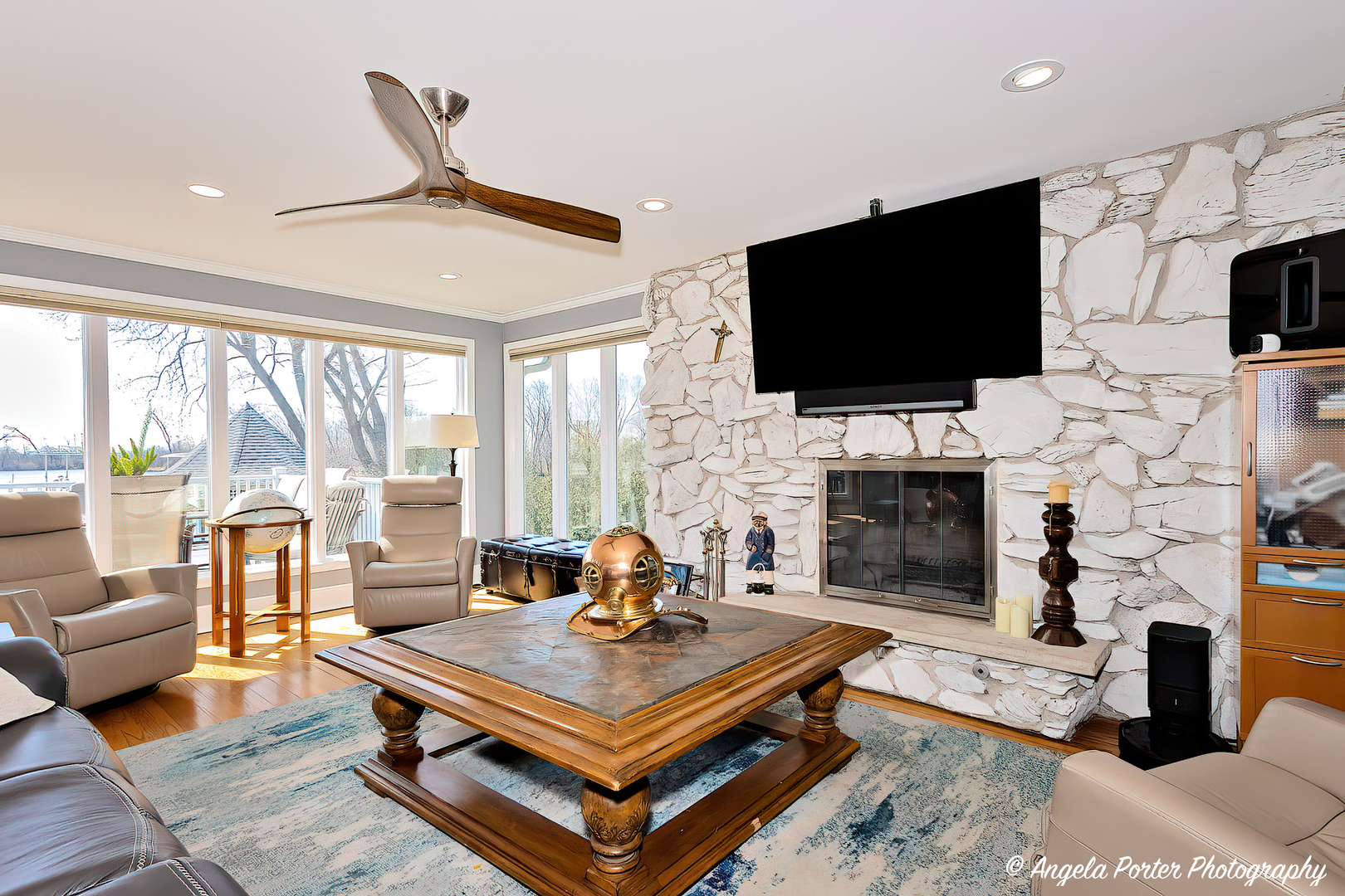 41653 N Lotus Avenue, Antioch, IL 60002