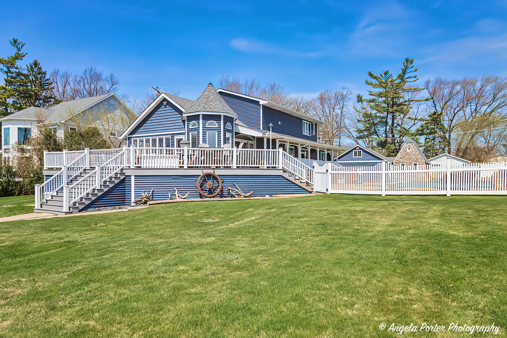 41653 N Lotus Avenue, Antioch, IL 60002