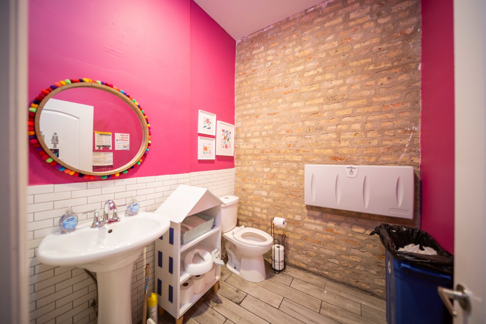 3530 W Armitage Avenue, Chicago, IL 60647