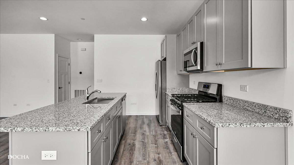 1247 Gillespie Lane, Yorkville, IL 60560