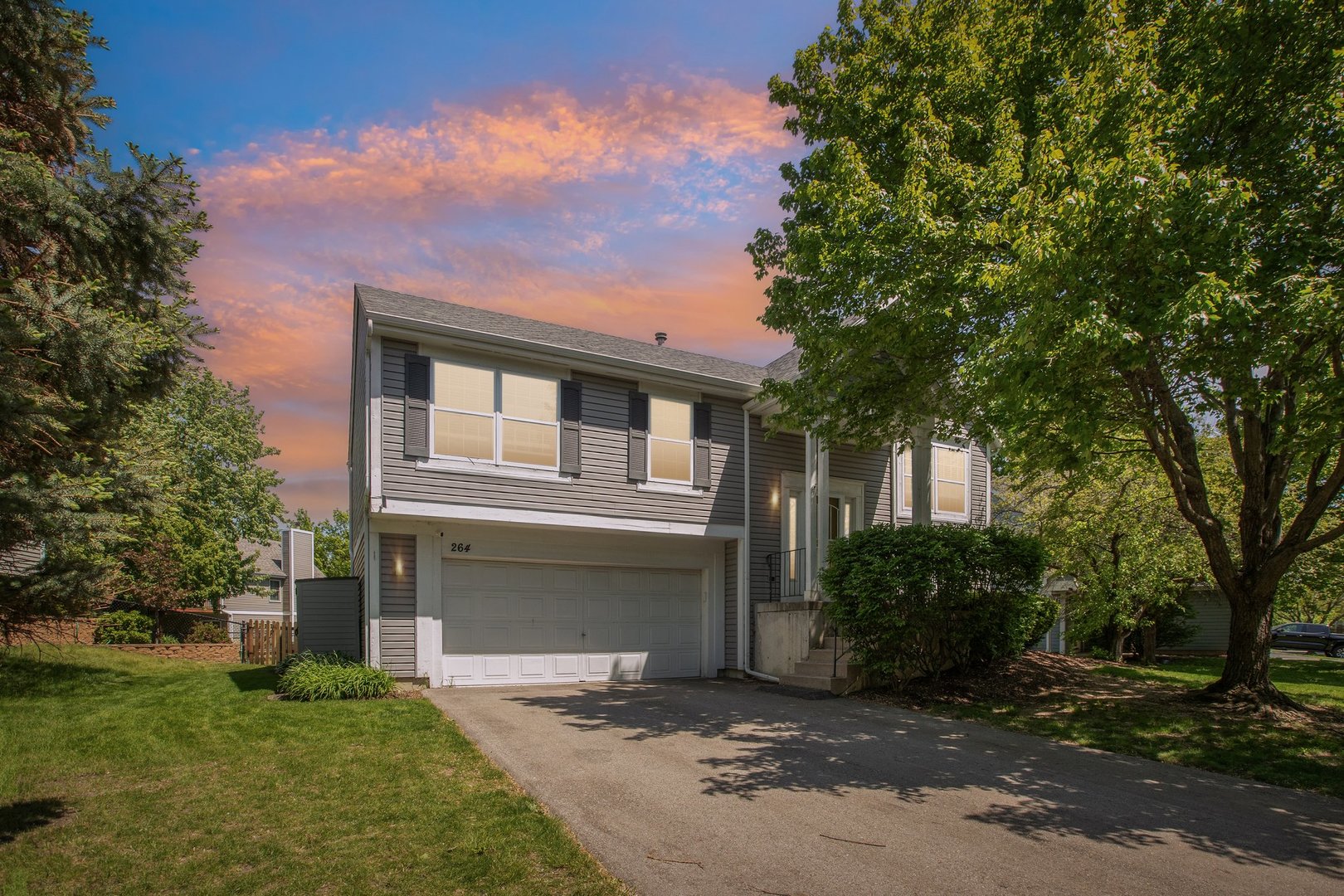 264 Penny Lane, Grayslake, IL 60030