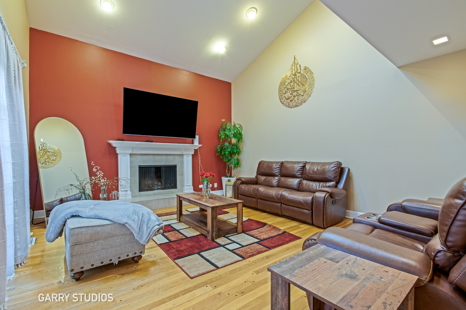 233 Lakeview Lane, Bloomingdale, IL 60108