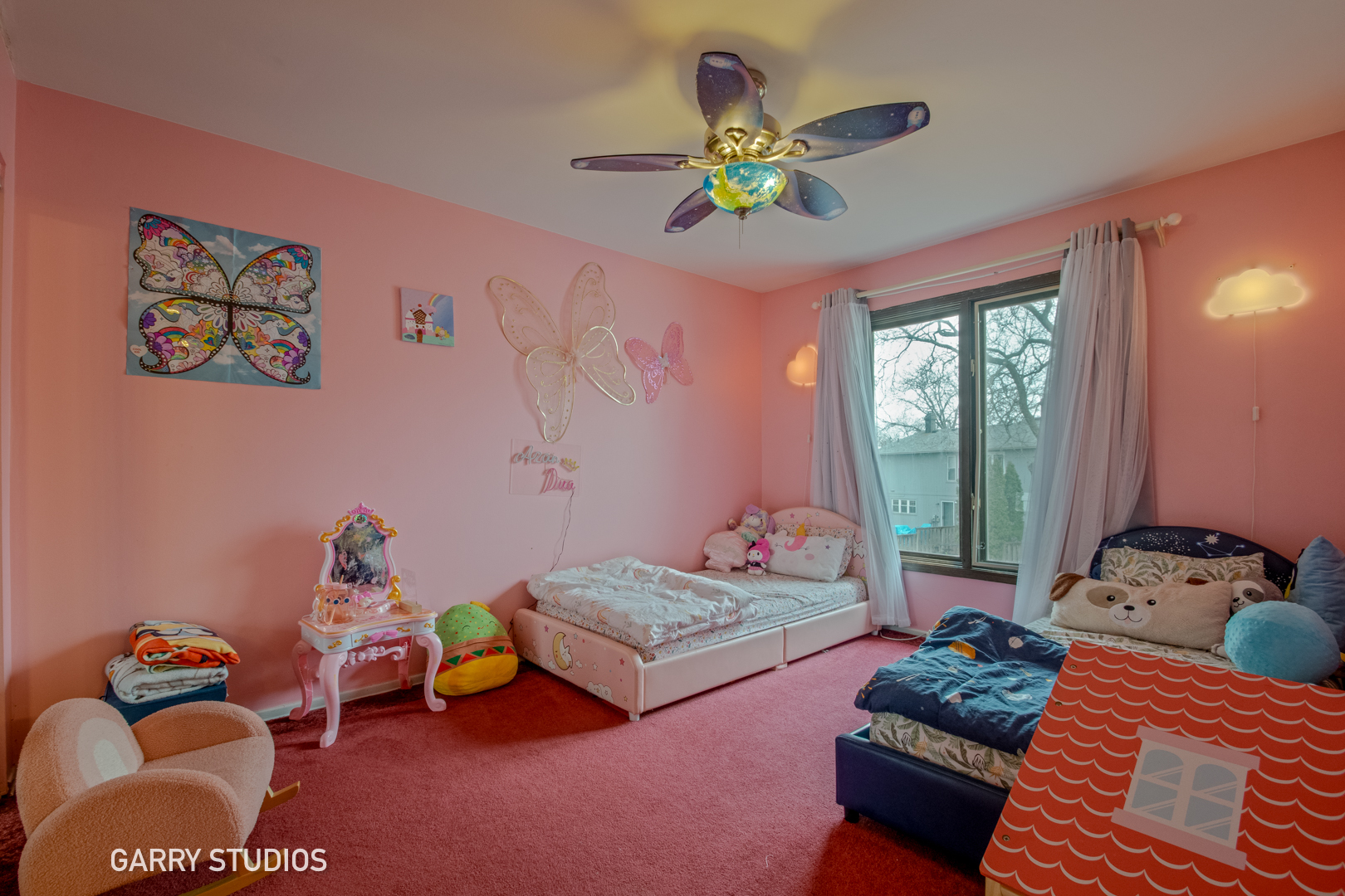 233 Lakeview Lane, Bloomingdale, IL 60108