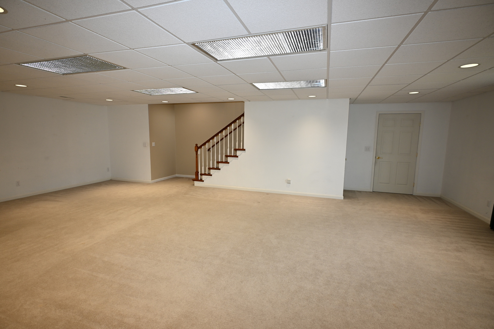 1308 W Carol Drive, Roanoke, IL 61561