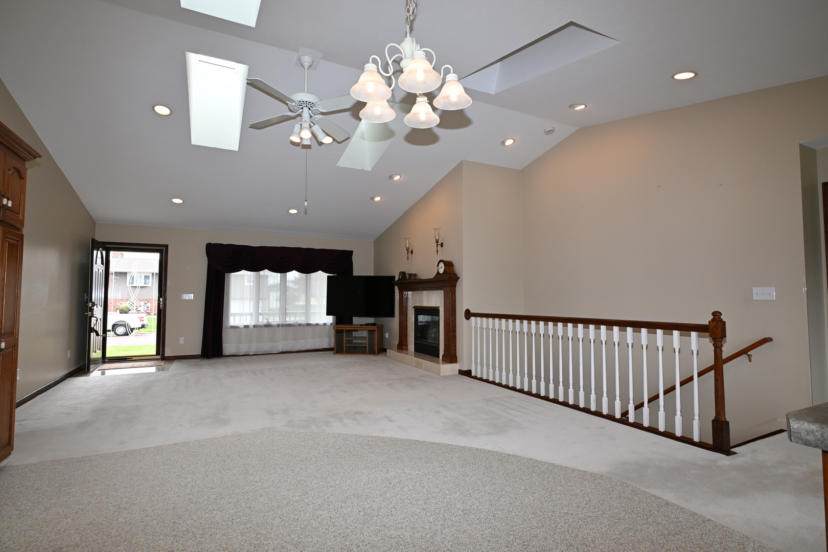 1308 W Carol Drive, Roanoke, IL 61561