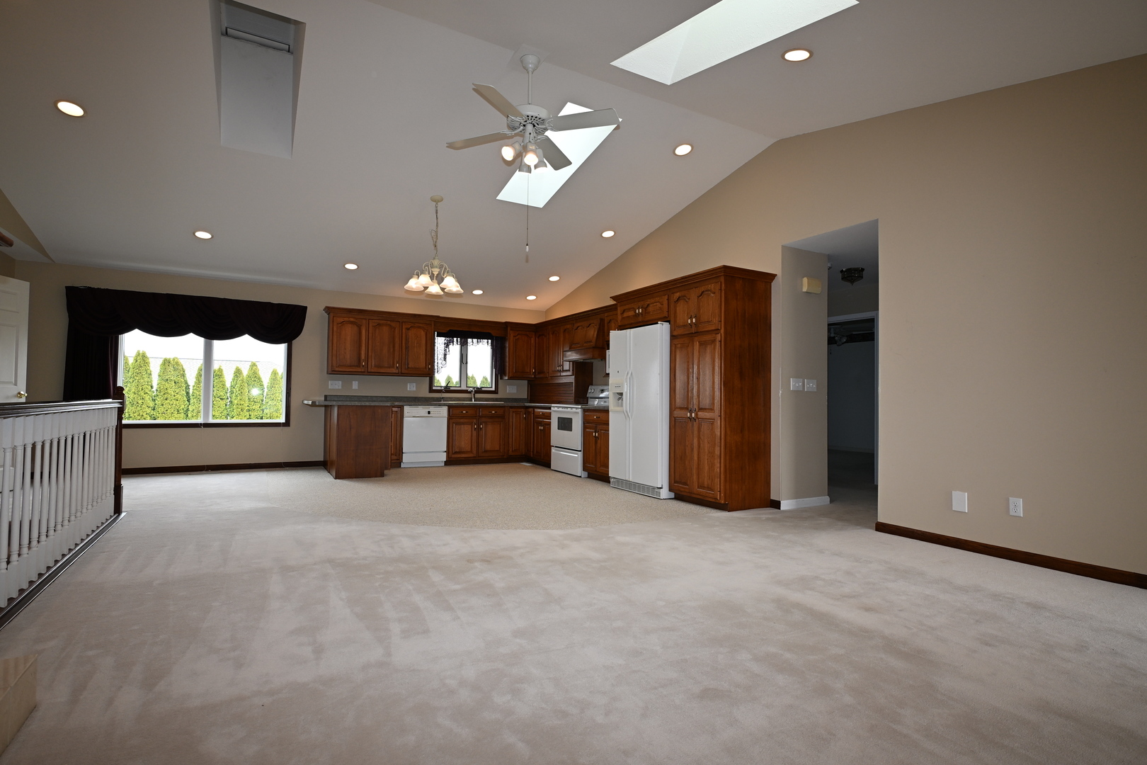 1308 W Carol Drive, Roanoke, IL 61561