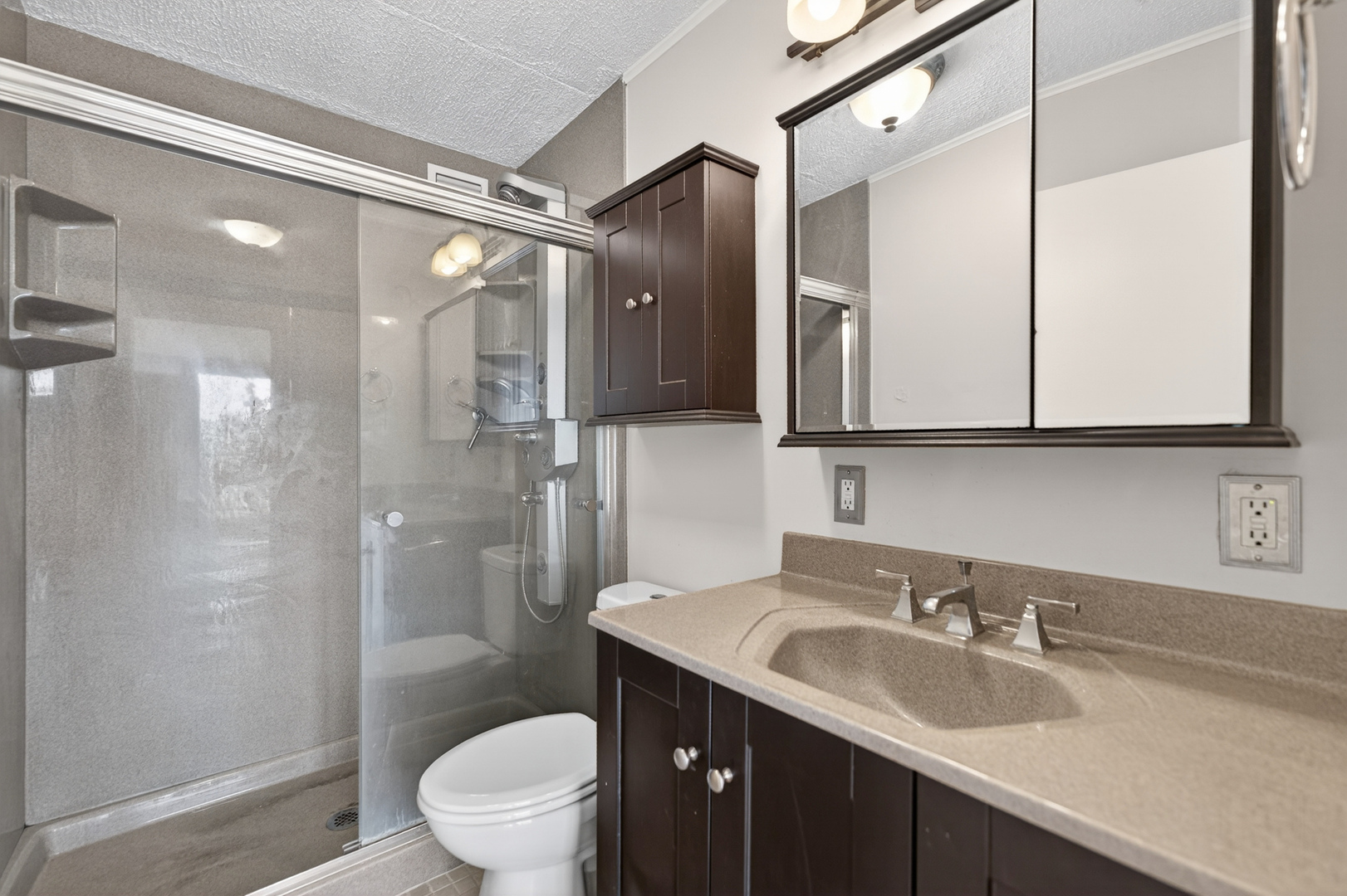 2015 S Finley Road #209, Lombard, IL 60148