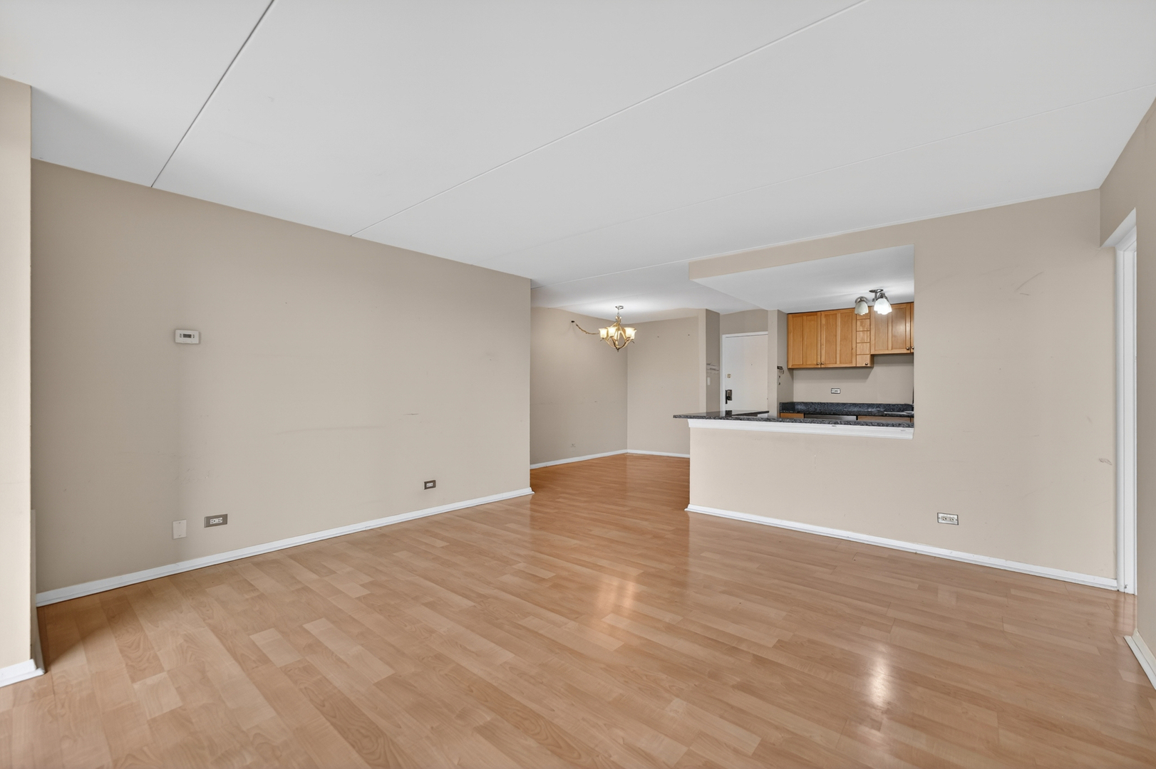 2015 S Finley Road #209, Lombard, IL 60148