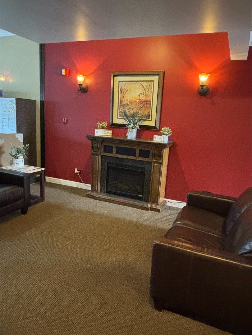 2015 S Finley Road #209, Lombard, IL 60148