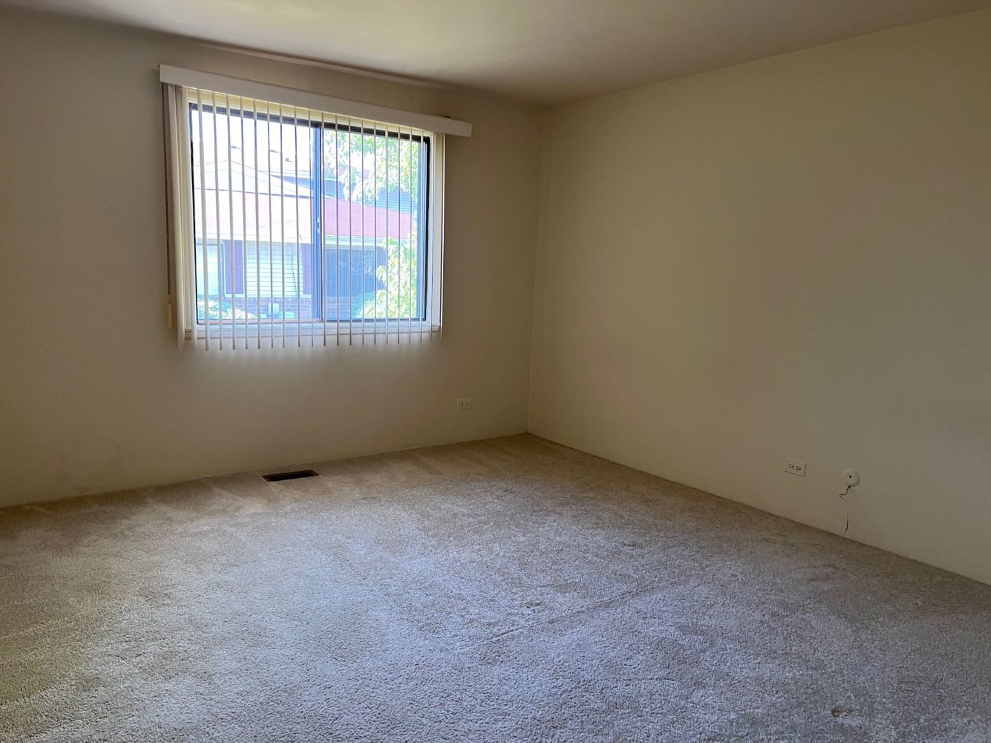 1312 Wakeby Lane #1312, Schaumburg, IL 60193