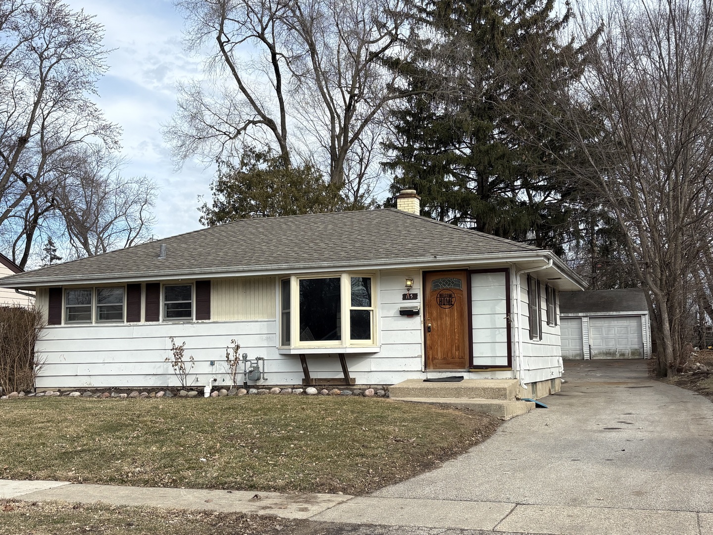115 N Greenview Avenue, Mundelein, IL 60060