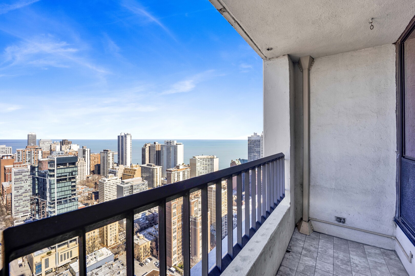 1030 N State Street #34D, Chicago, IL 60610