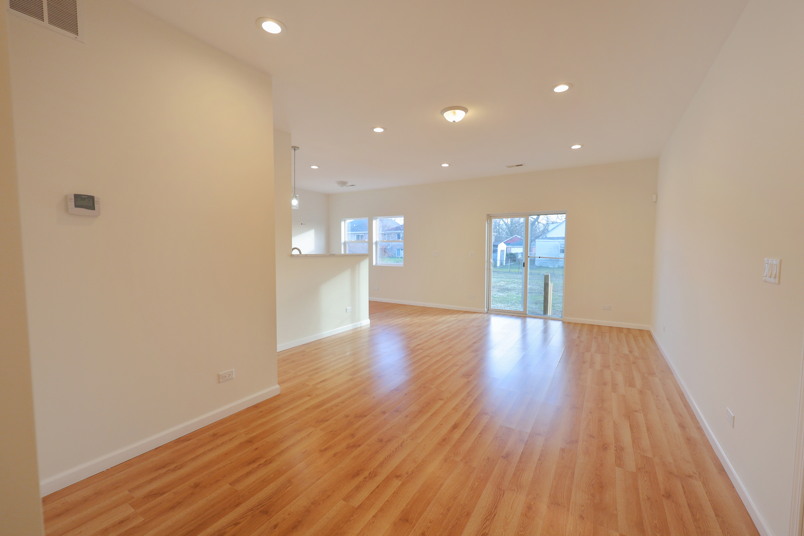 3739 W 139th Street, Robbins, IL 60472