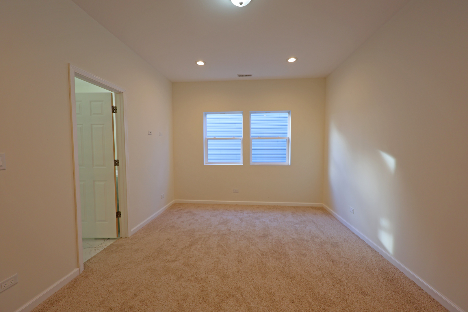 3739 W 139th Street, Robbins, IL 60472