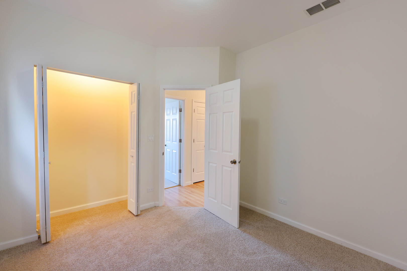 3739 W 139th Street, Robbins, IL 60472