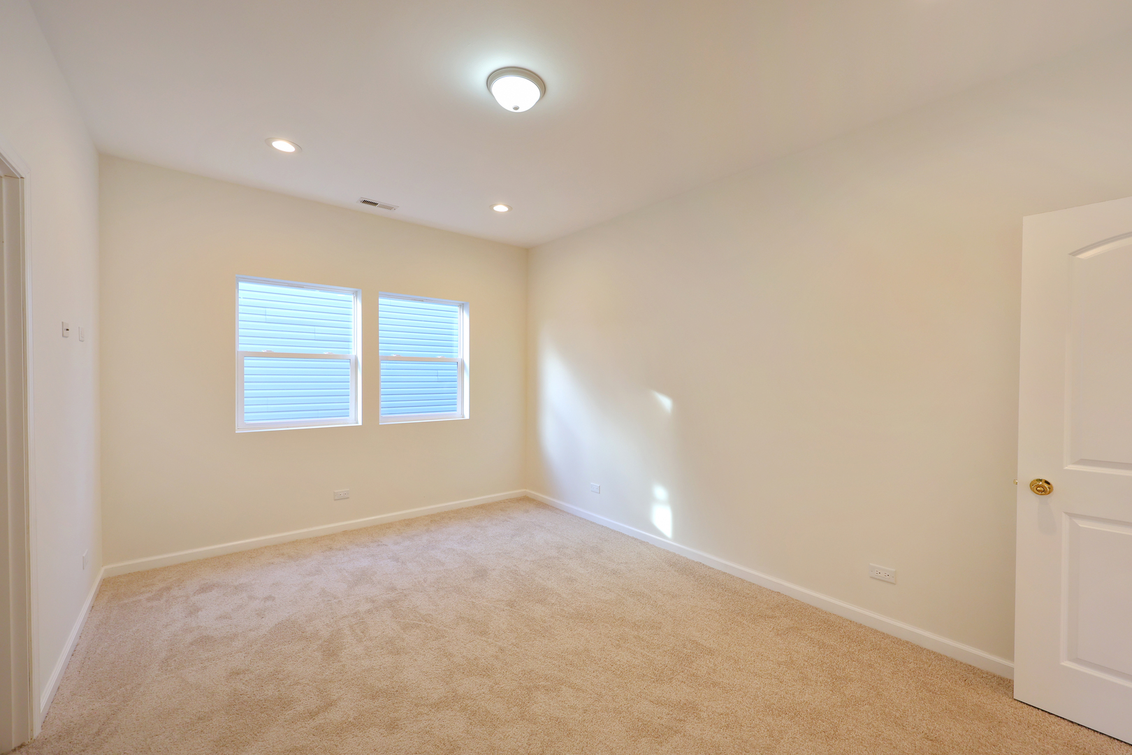 3739 W 139th Street, Robbins, IL 60472