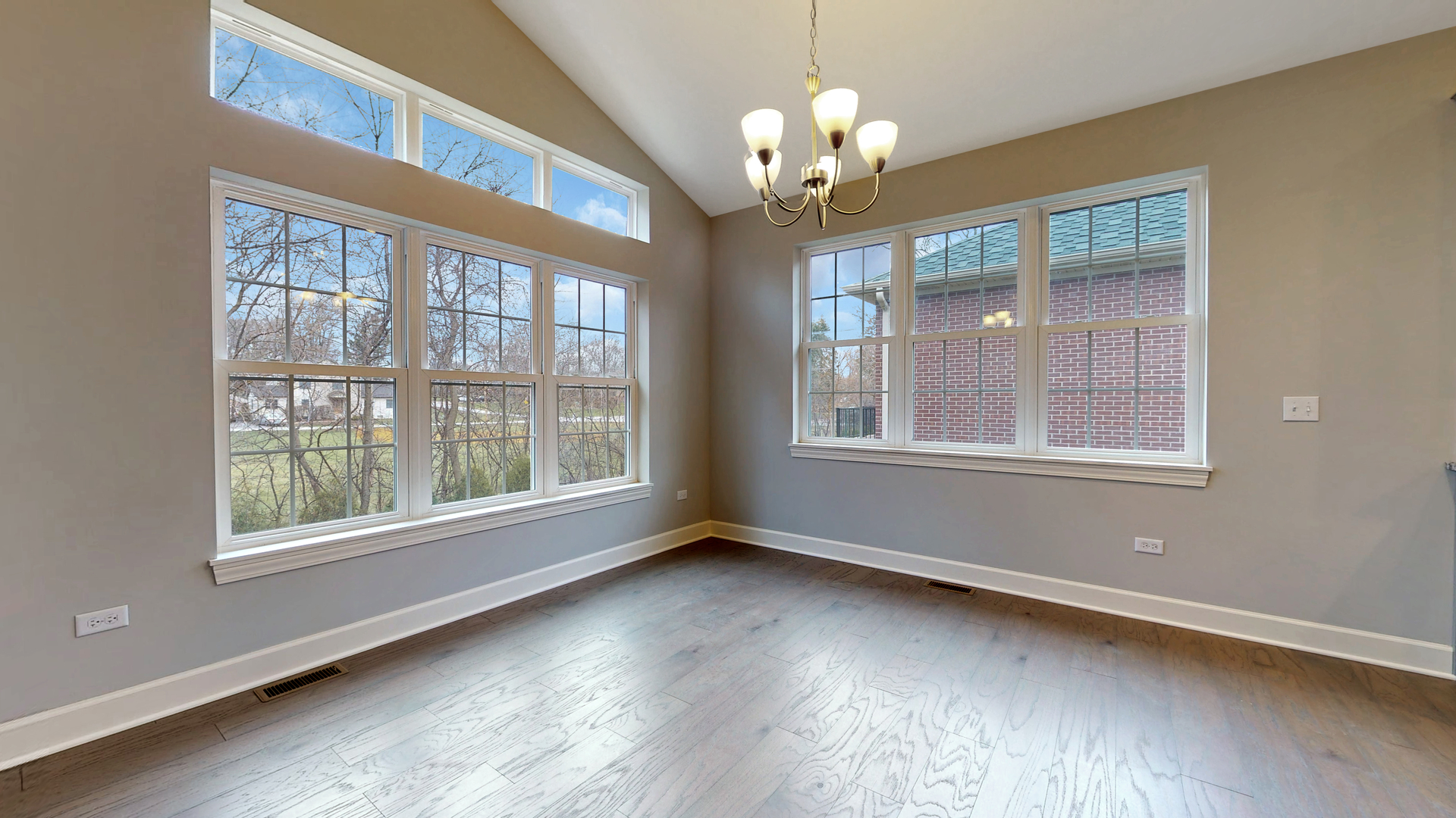 106 Donmor Drive, Bloomingdale, IL 60108