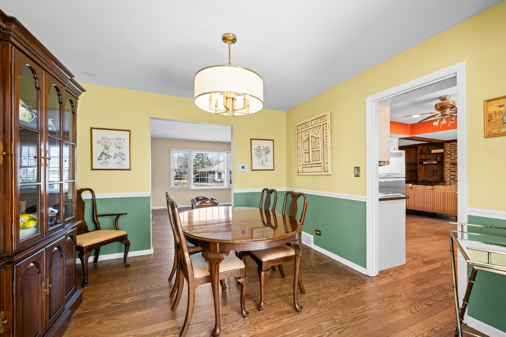 940 N Carmel Drive, Palatine, IL 60074