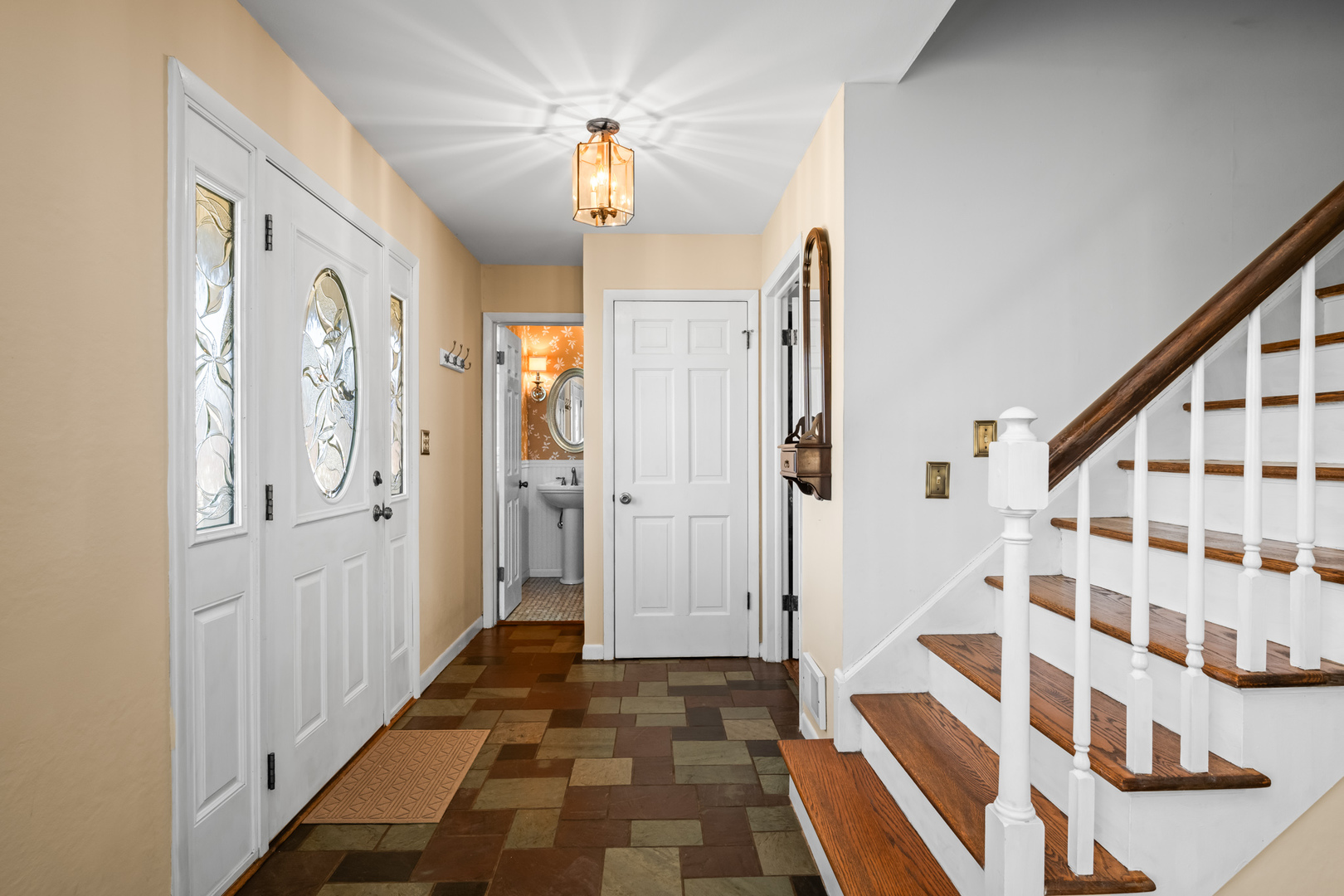 940 N Carmel Drive, Palatine, IL 60074