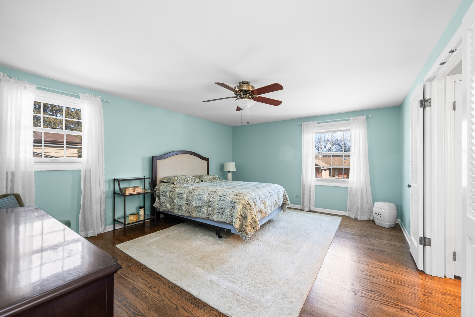 940 N Carmel Drive, Palatine, IL 60074