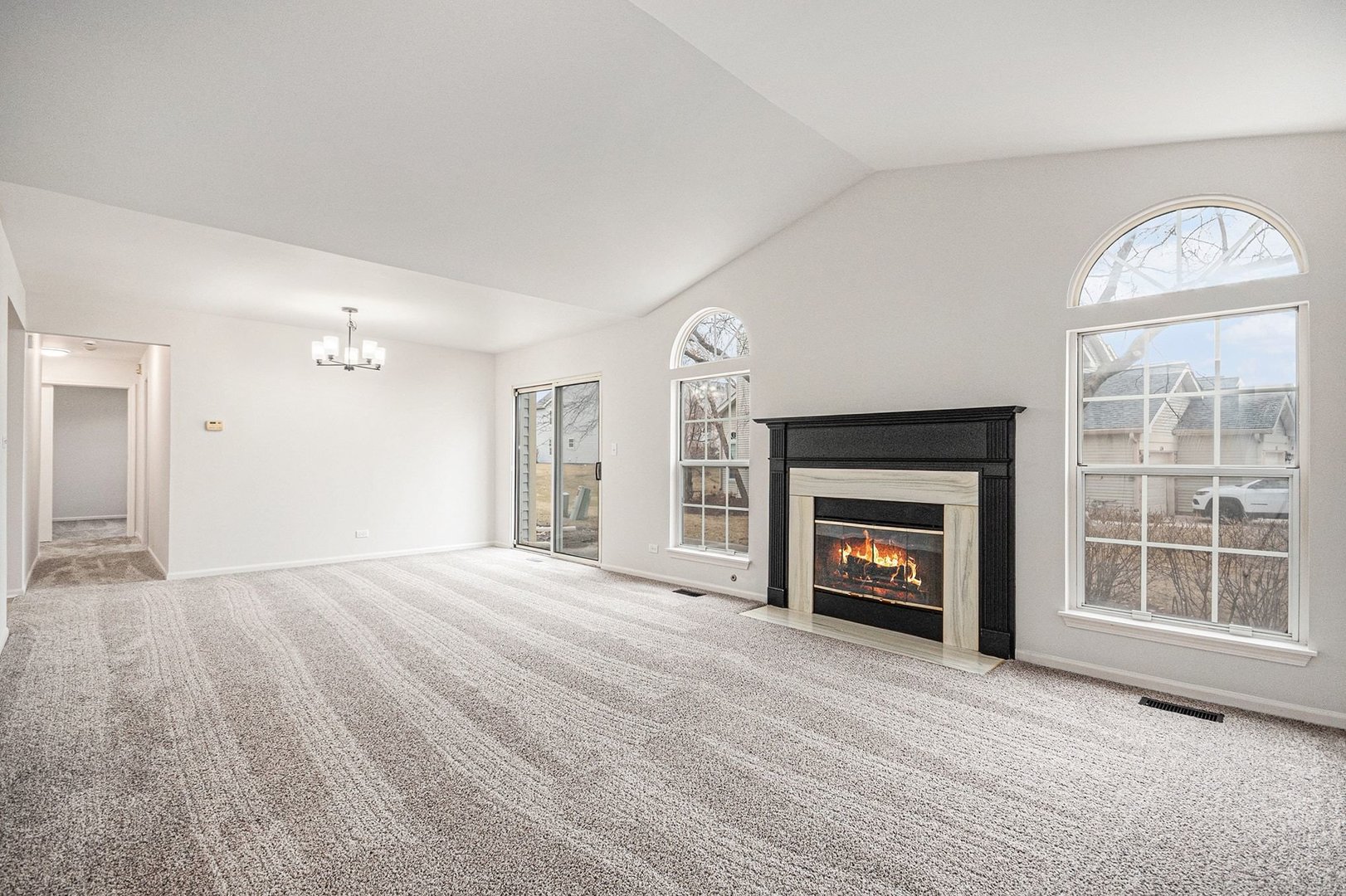 1403 Club Drive, Glendale Heights, IL 60139