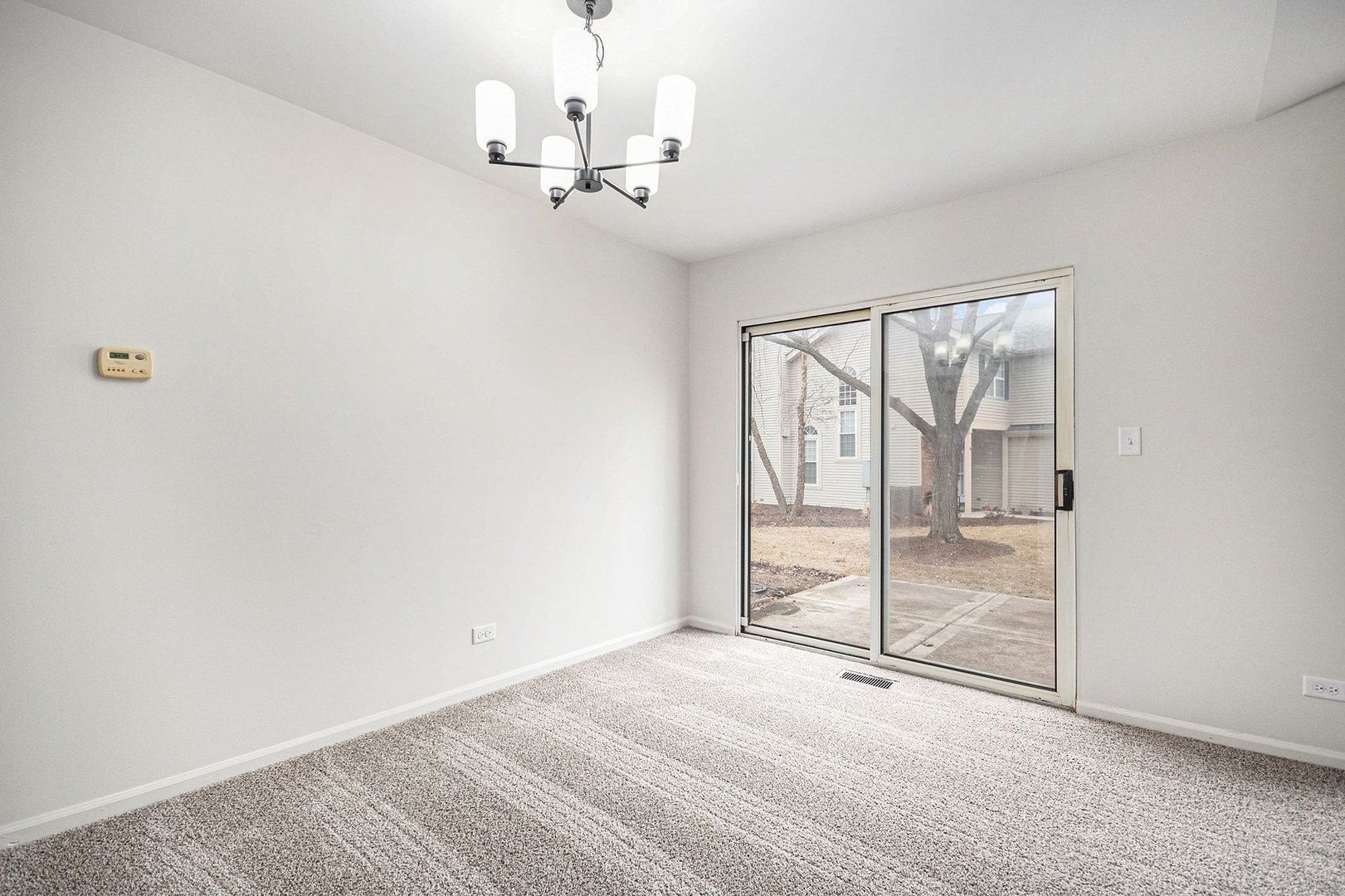 1403 Club Drive, Glendale Heights, IL 60139