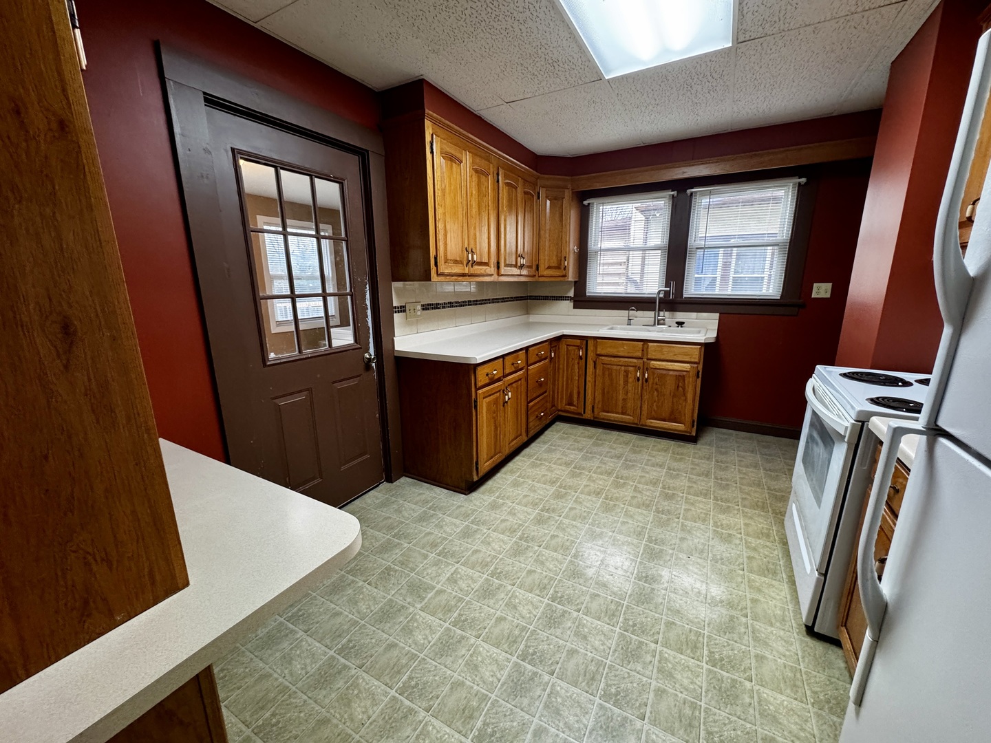 309 E Oak Street, Fairbury, IL 61739