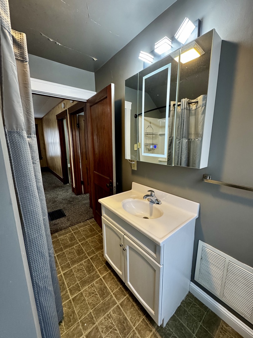 309 E Oak Street, Fairbury, IL 61739